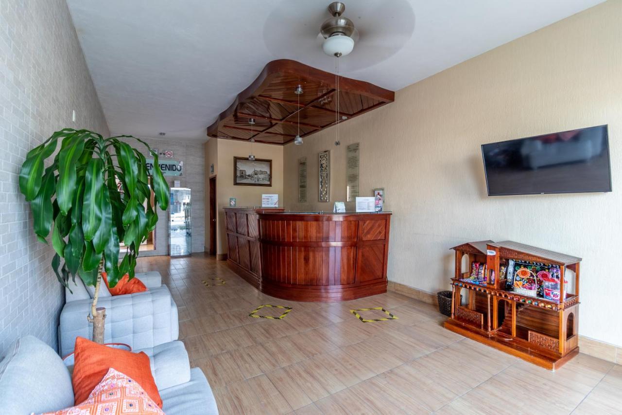 Hotel Casa Garatusa Yuriria Exteriör bild